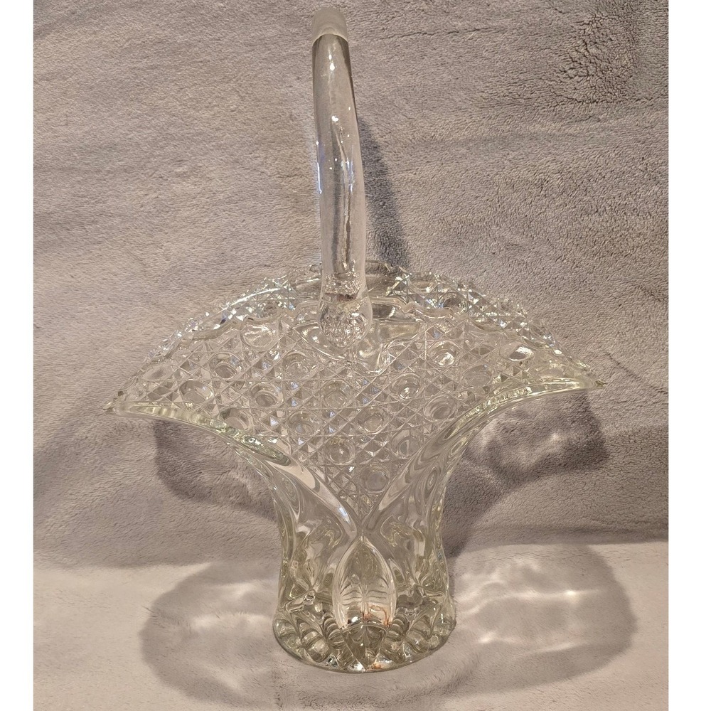 Vintage 1970s LE Smith Diamond & Button Clear Glass Basket Scalloped Edge 12"